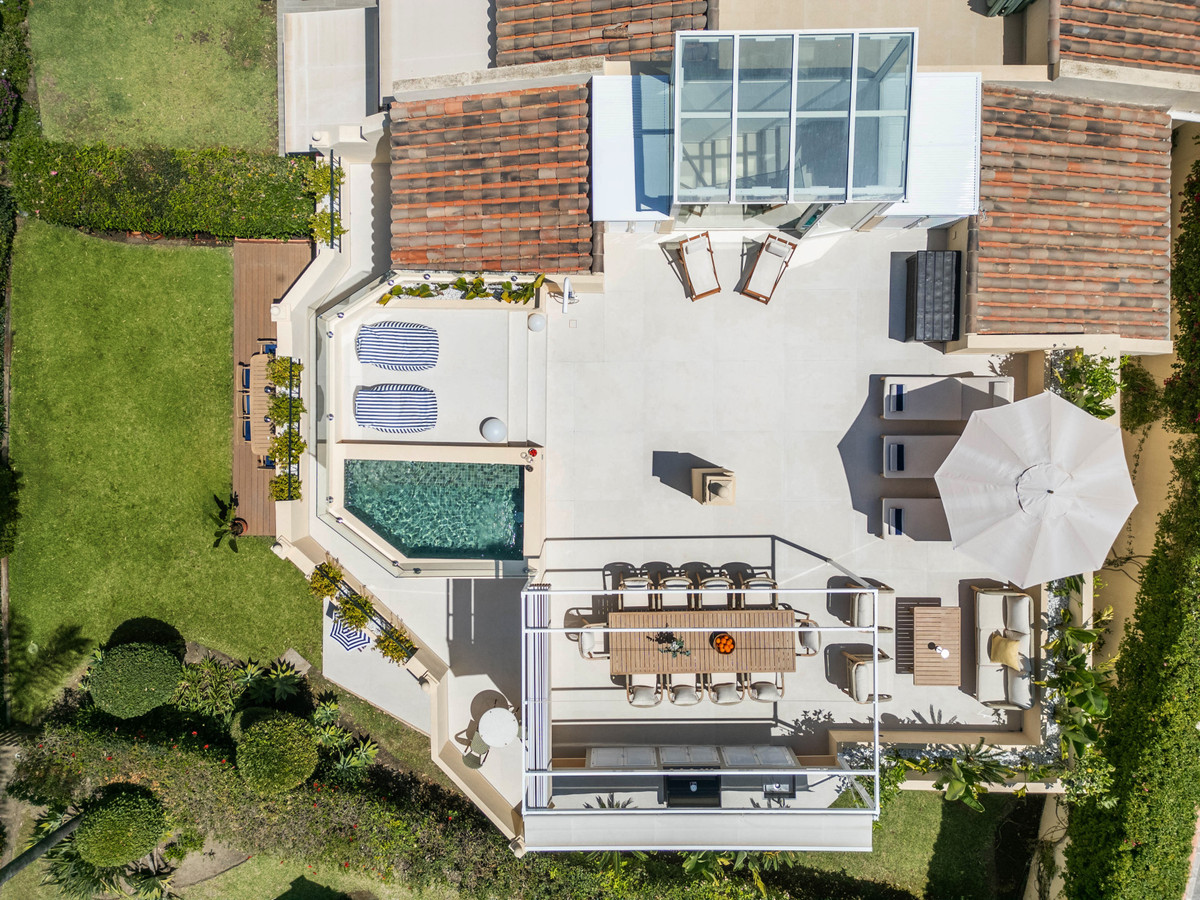 4 Bed Townhouse for sale in La Quinta Costa Del Sol, Málaga, Spain