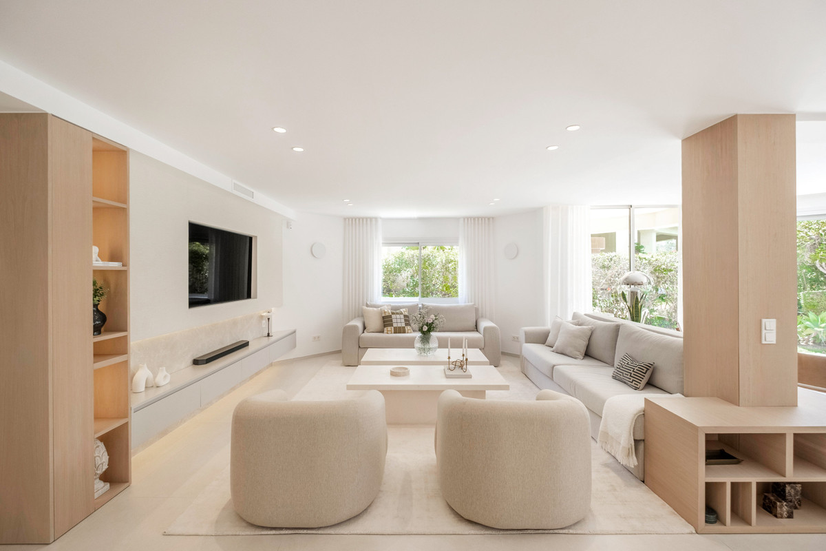 4 Bed Townhouse for sale in La Quinta Costa Del Sol, Málaga, Spain