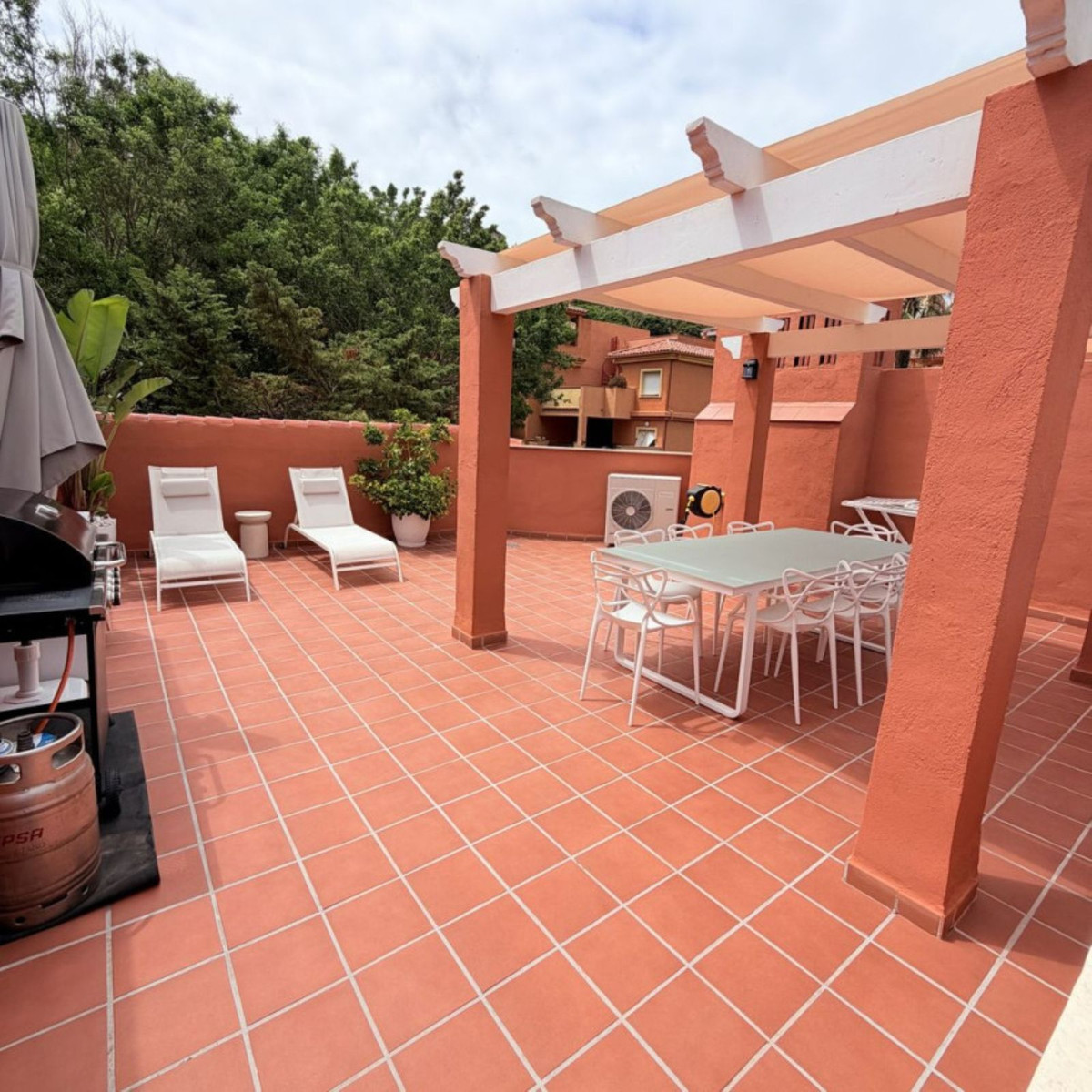 2 Bed Apartment for sale in Reserva De Marbella Costa Del Sol, Málaga, Spain