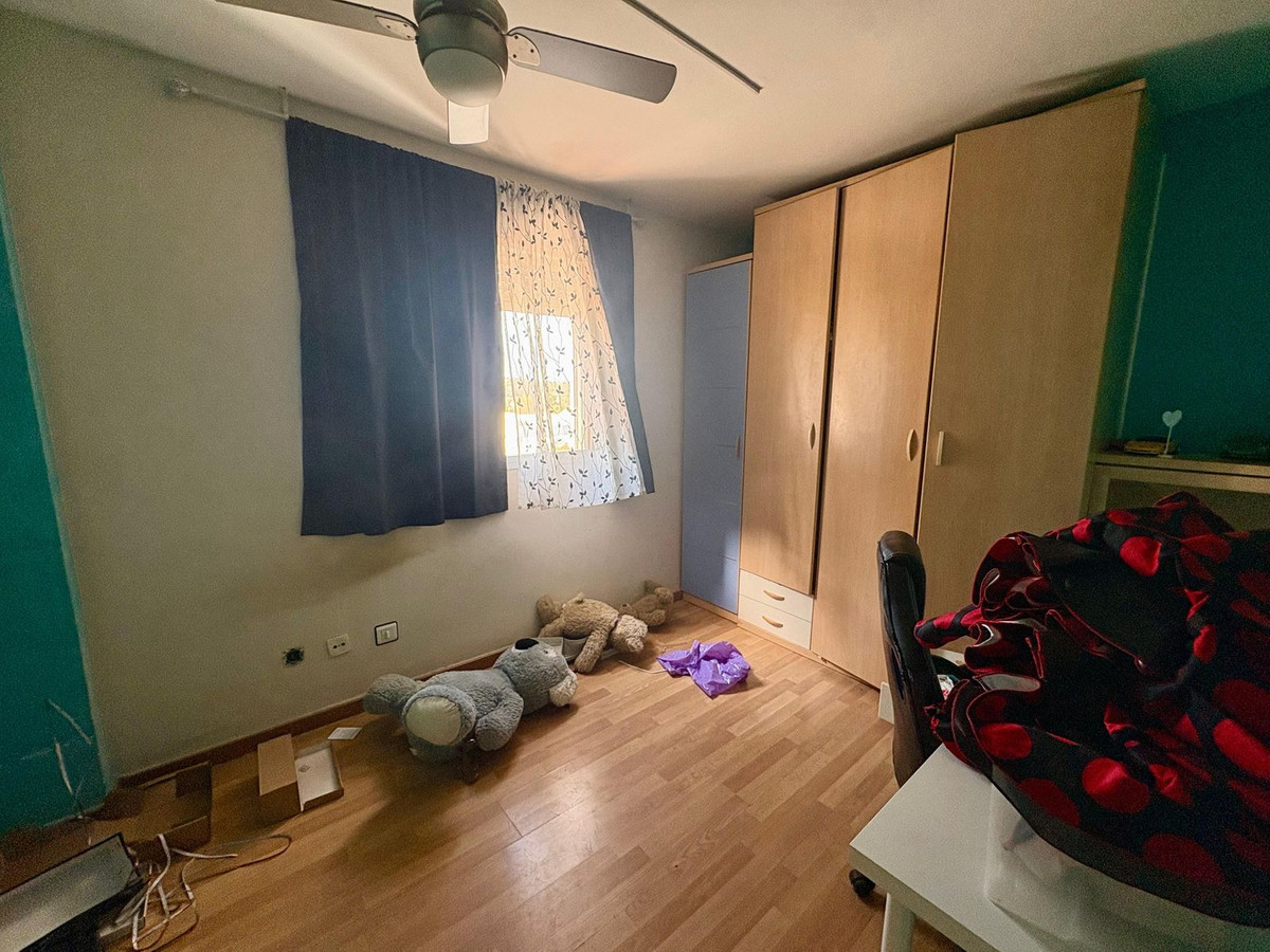 Se vende Apartamento Planta Media de 3 dormitorios en Costa Del Sol, Málaga, España
