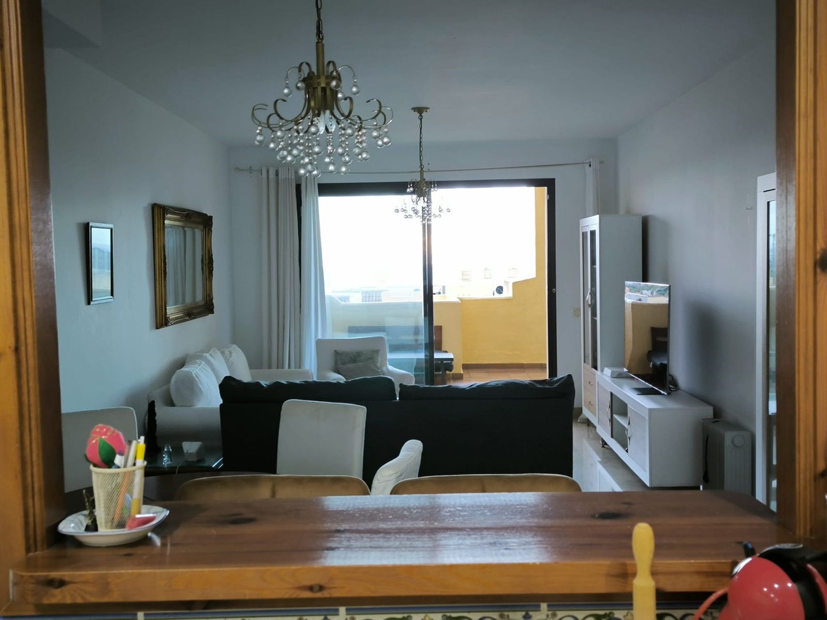2 Bed Apartment for sale in La Duquesa Costa Del Sol, Málaga, Spain