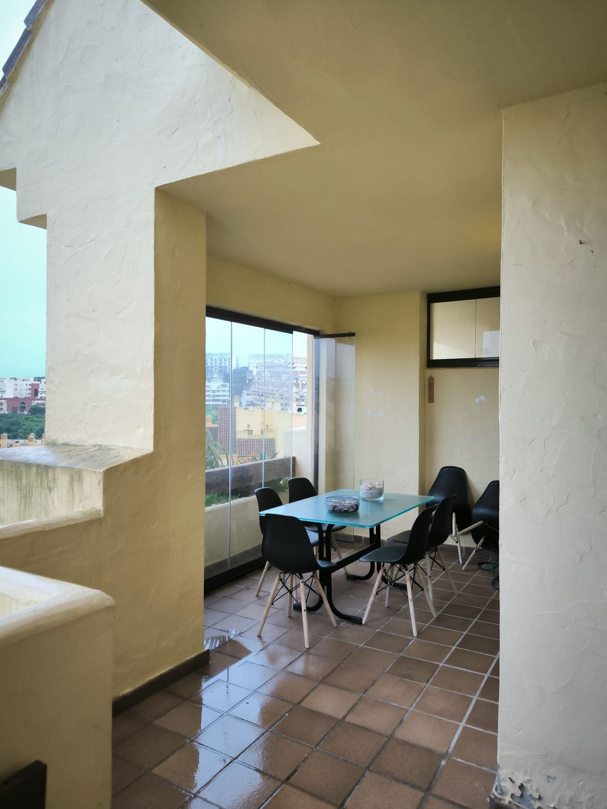 2 Bed Apartment for sale in La Duquesa Costa Del Sol, Málaga, Spain