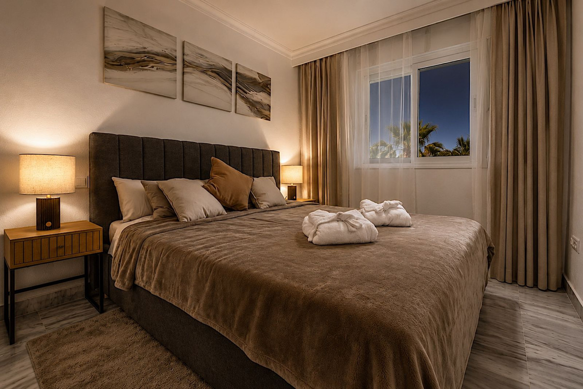 3 Bed Apartment for sale in Nueva Andalucía Costa Del Sol, Málaga, Spain