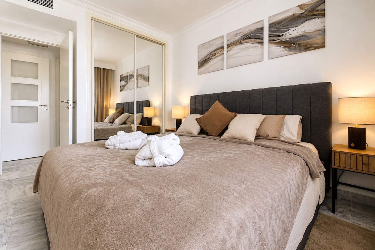 3 Bed Apartment for sale in Nueva Andalucía Costa Del Sol, Málaga, Spain
