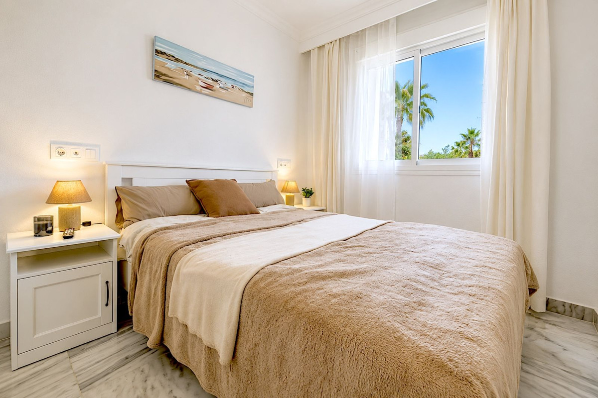 3 Bed Apartment for sale in Nueva Andalucía Costa Del Sol, Málaga, Spain