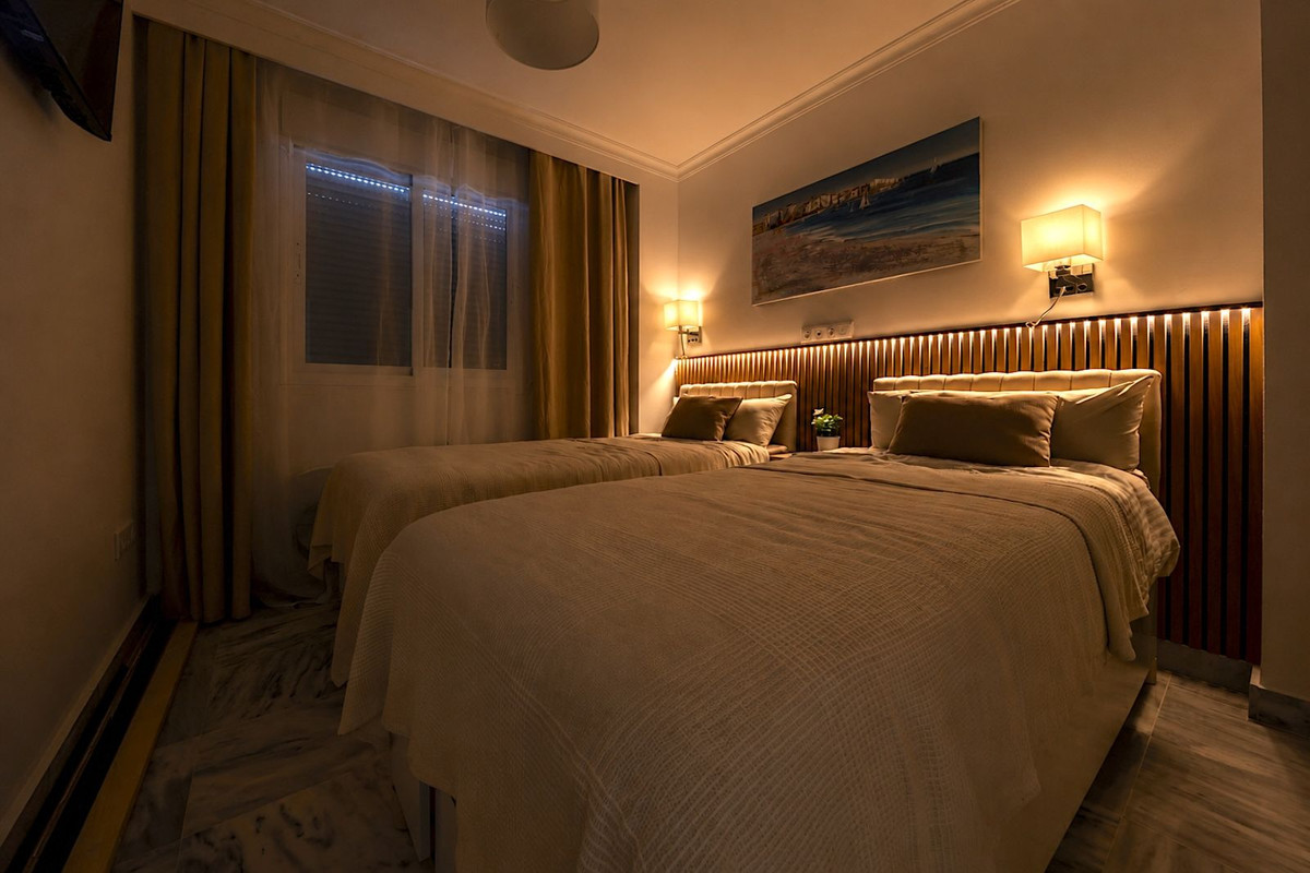 3 Bed Apartment for sale in Nueva Andalucía Costa Del Sol, Málaga, Spain