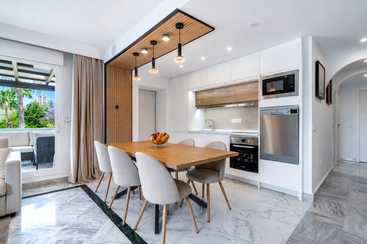 3 Bed Apartment for sale in Nueva Andalucía Costa Del Sol, Málaga, Spain