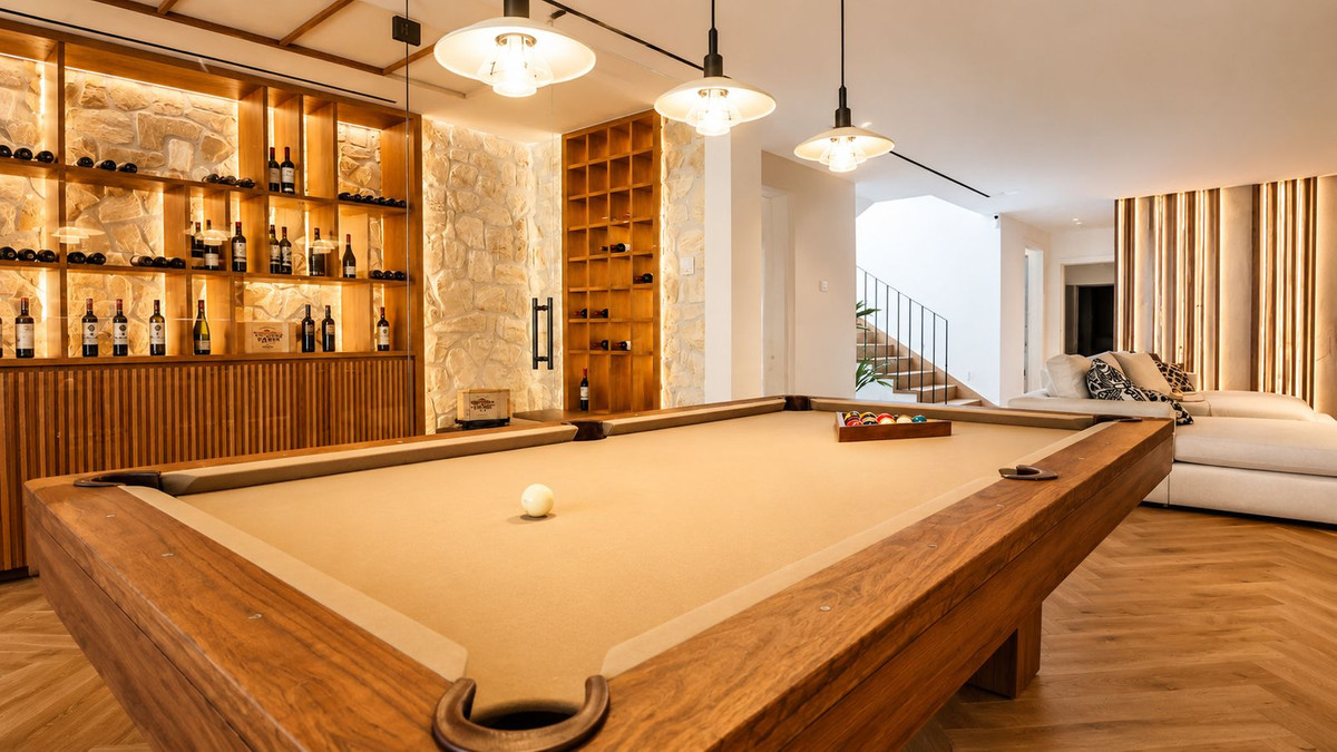 5 Bed Townhouse for sale in La Quinta Costa Del Sol, Málaga, Spain