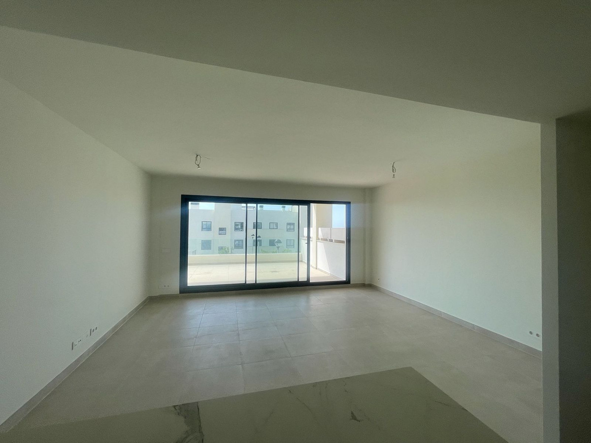 3 Bed Apartment for sale in Benalmadena Costa Del Sol, Málaga, Spain