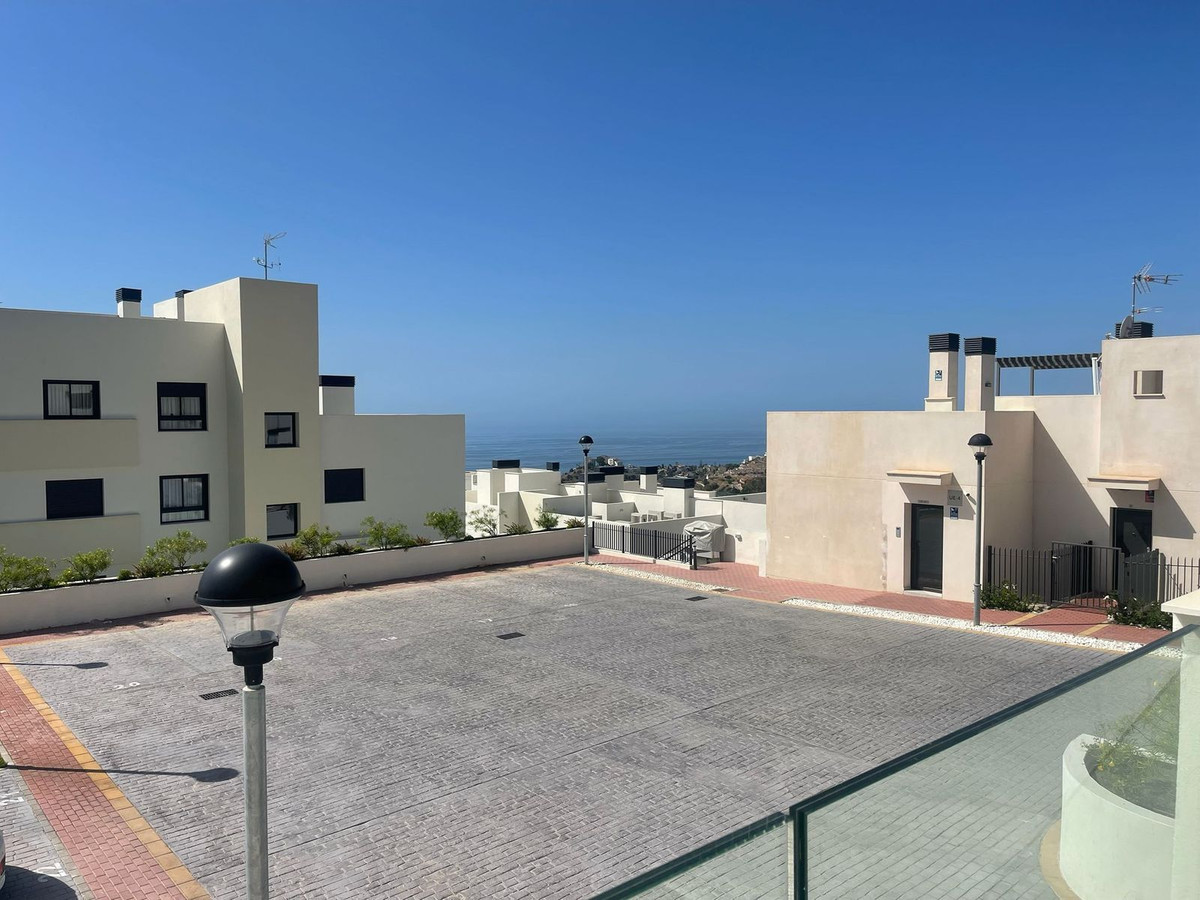 3 Bed Apartment for sale in Benalmadena Costa Del Sol, Málaga, Spain