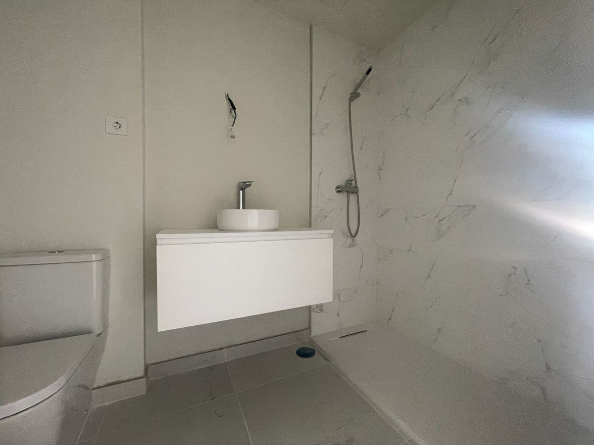 3 Bed Apartment for sale in Benalmadena Costa Del Sol, Málaga, Spain