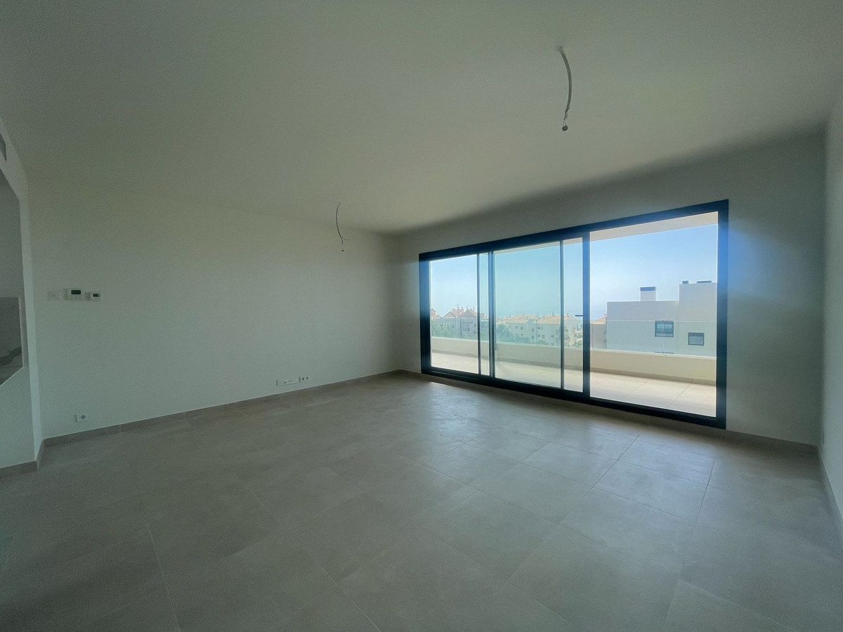 3 Bed Apartment for sale in Benalmadena Costa Del Sol, Málaga, Spain