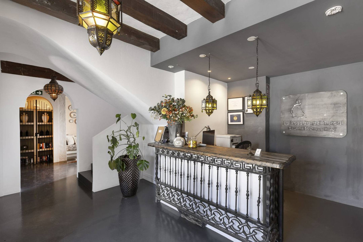 13 Bed Commercial unit for sale in Villanueva De La Concepcion Costa Del Sol, Málaga, Spain