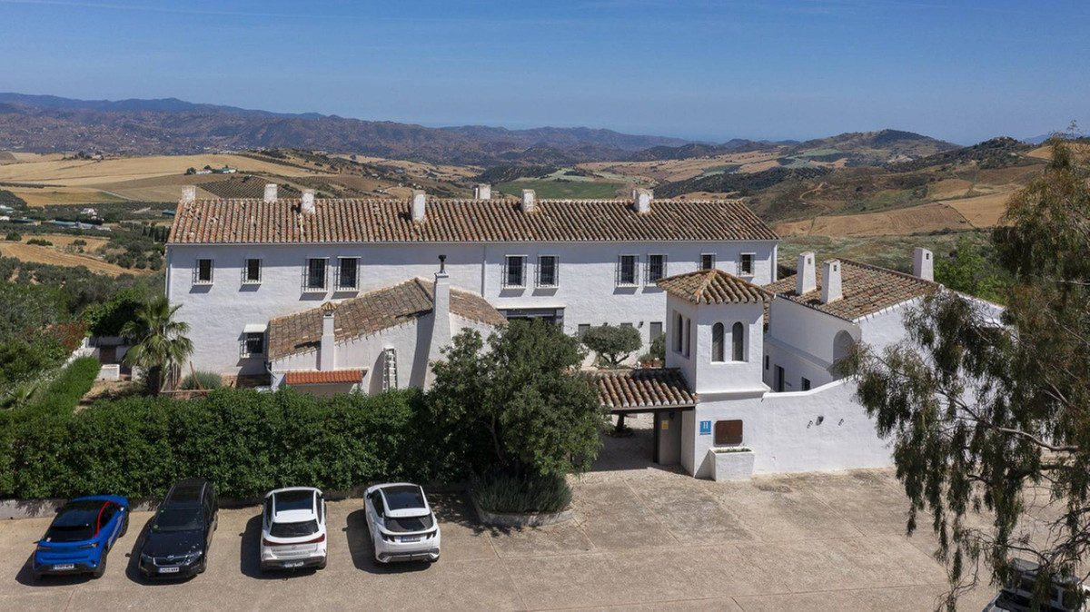 13 Bed Commercial unit for sale in Villanueva De La Concepcion Costa Del Sol, Málaga, Spain