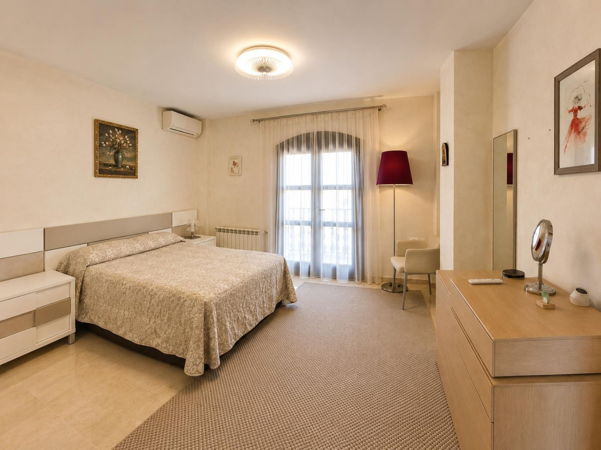 5 Bed Townhouse for sale in Guadalmina Alta Costa Del Sol, Málaga, Spain
