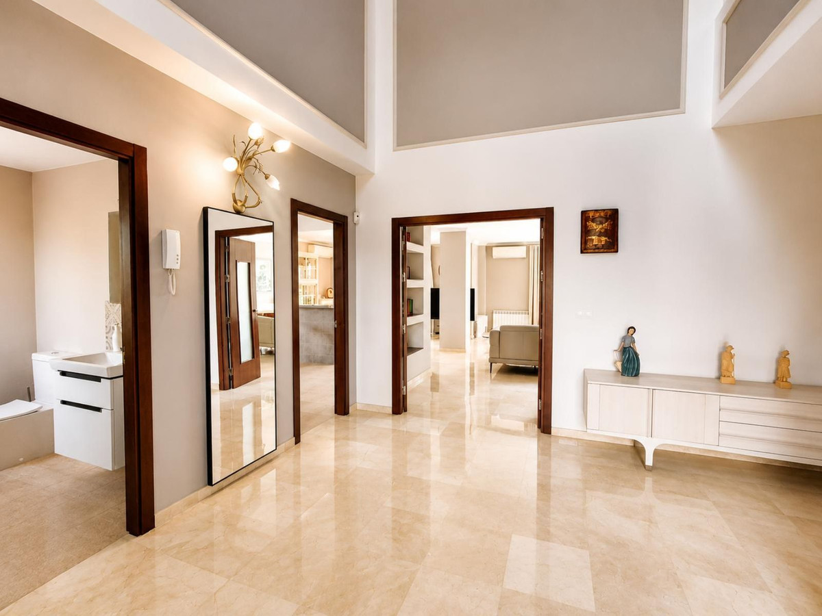 5 Bed Townhouse for sale in Guadalmina Alta Costa Del Sol, Málaga, Spain