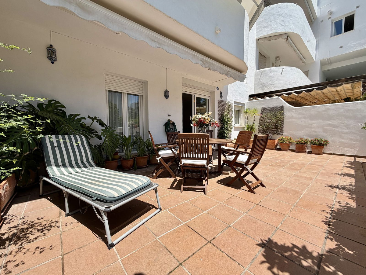 Se vende Apartamento Planta Baja de 4 dormitorios en Costa Del Sol, Málaga, España