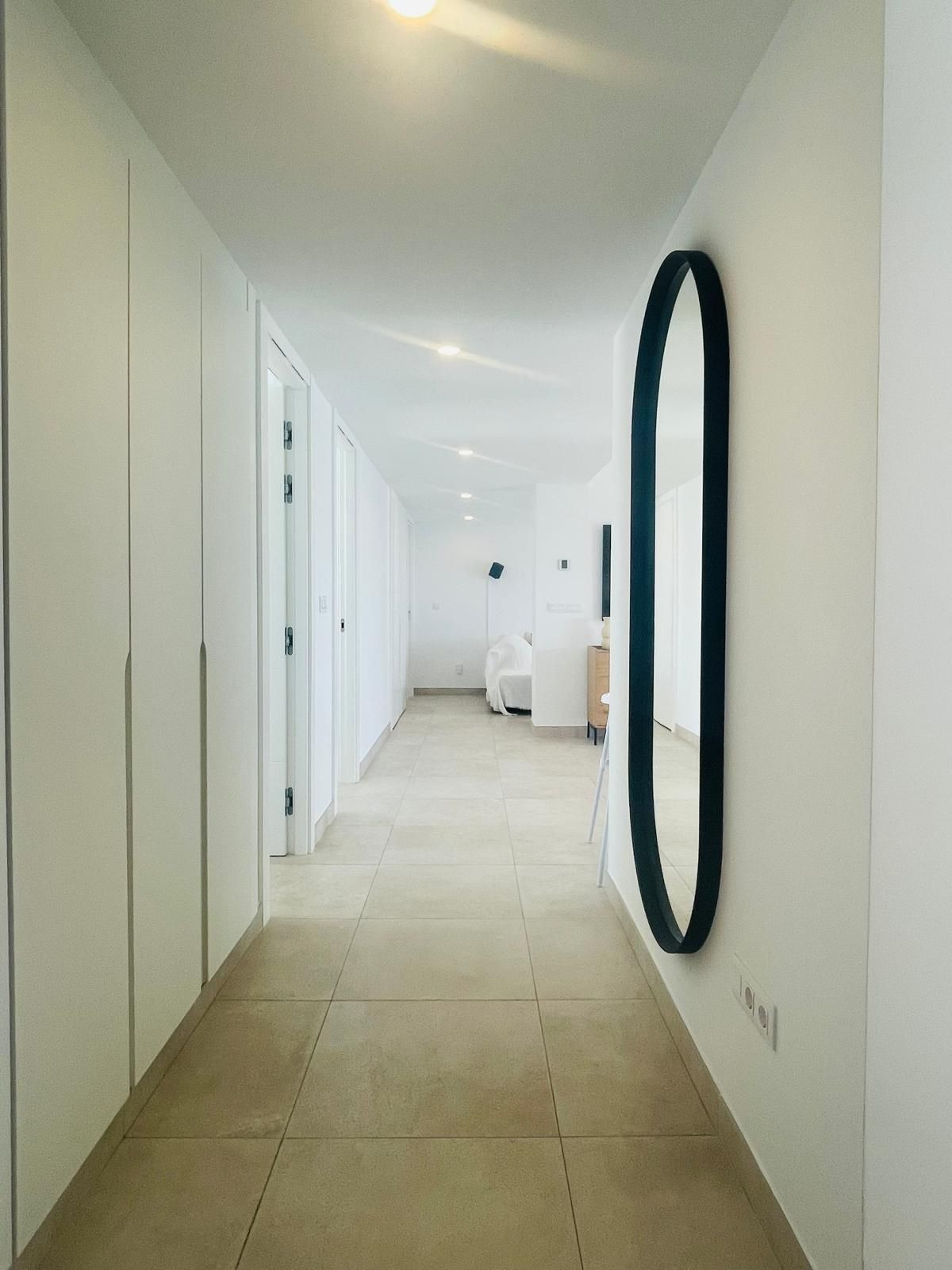 3 Bed Apartment for sale in Fuengirola Costa Del Sol, Málaga, Spain