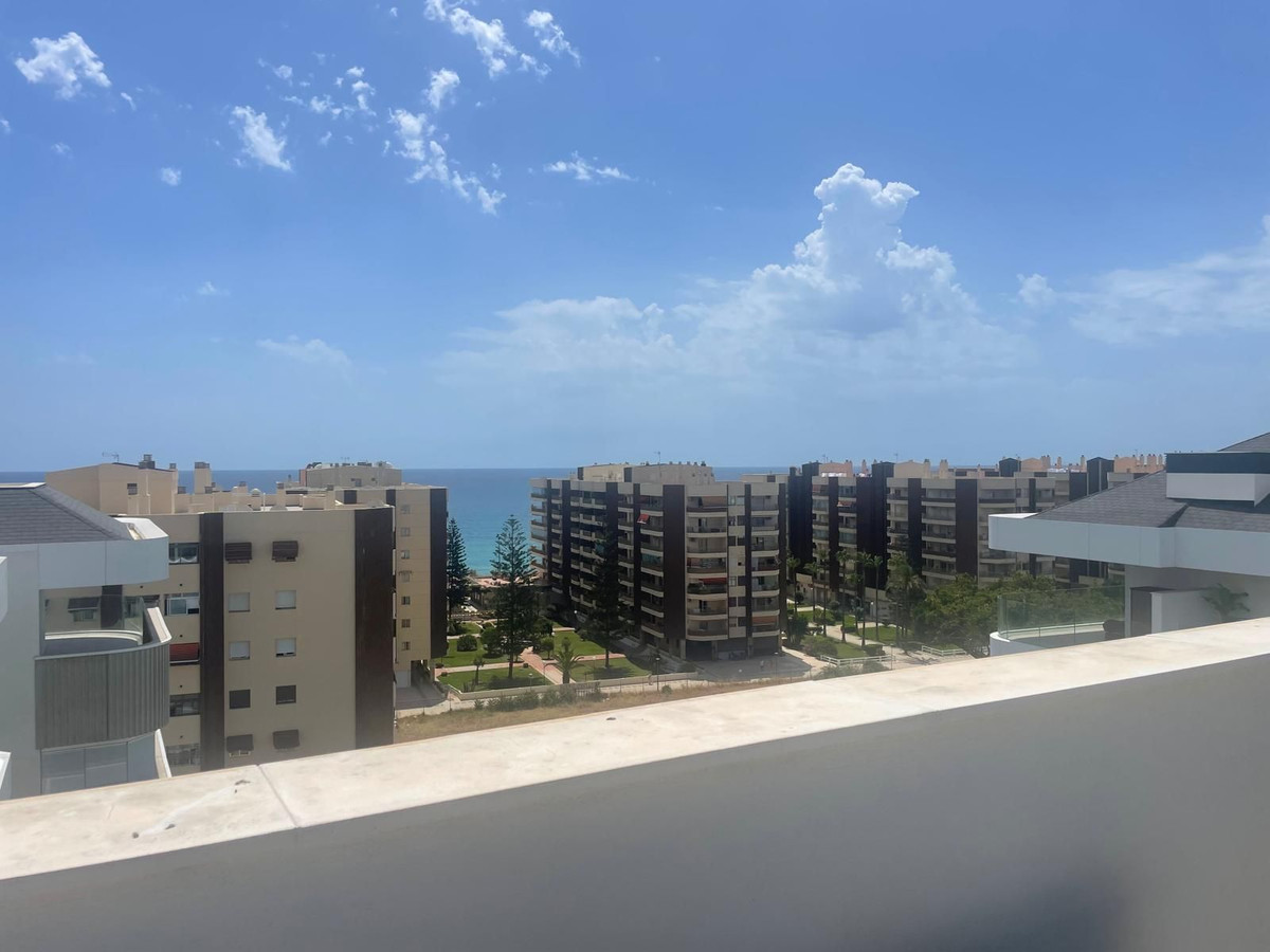 3 Bed Apartment for sale in Fuengirola Costa Del Sol, Málaga, Spain