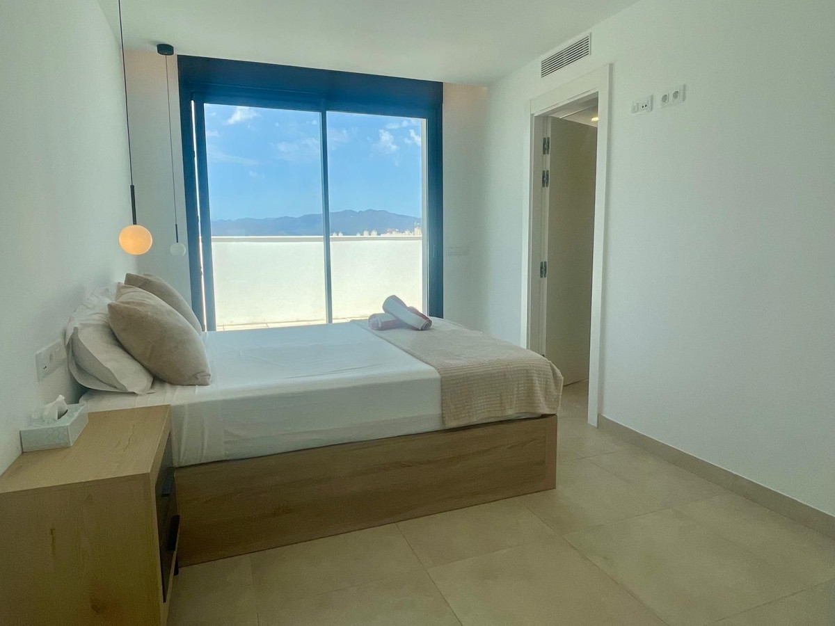 3 Bed Apartment for sale in Fuengirola Costa Del Sol, Málaga, Spain