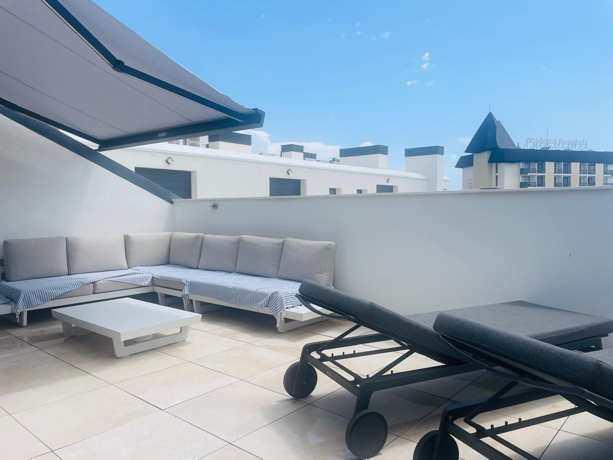 3 Bed Apartment for sale in Fuengirola Costa Del Sol, Málaga, Spain