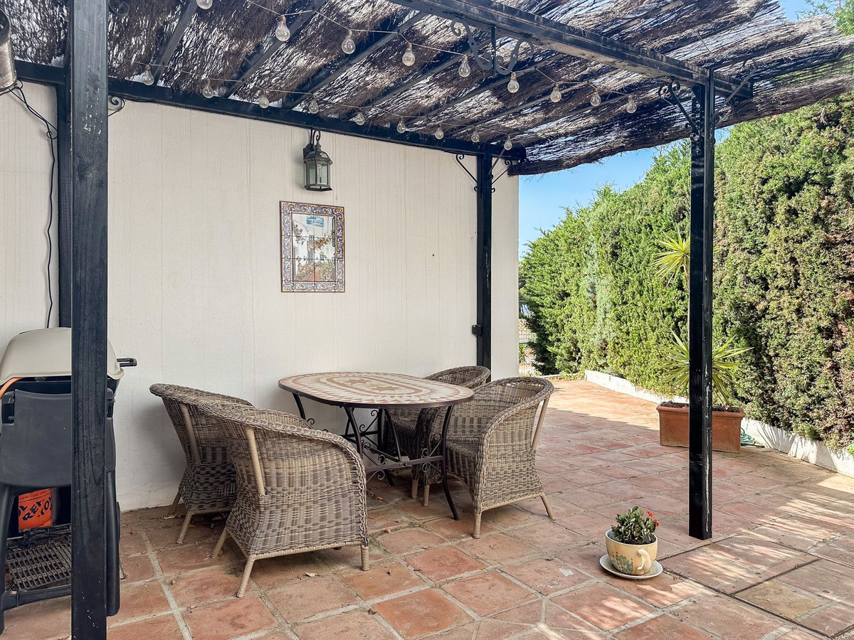 Se vende Apartamento Planta Baja de 3 dormitorios en Costa Del Sol, Málaga, España