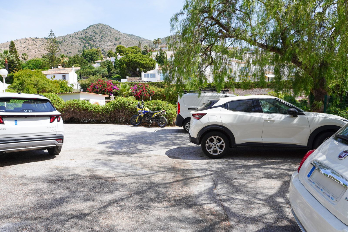 Se vende Apartamento Planta Baja de 3 dormitorios en Costa Del Sol, Málaga, España