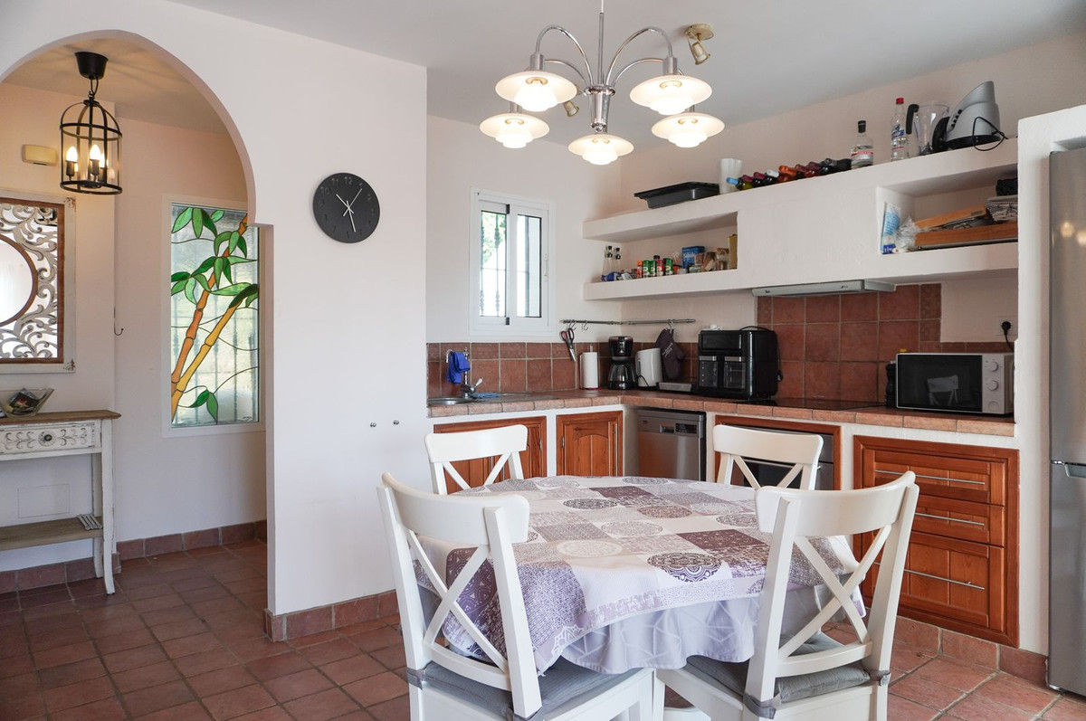 Se vende Apartamento Planta Baja de 3 dormitorios en Costa Del Sol, Málaga, España