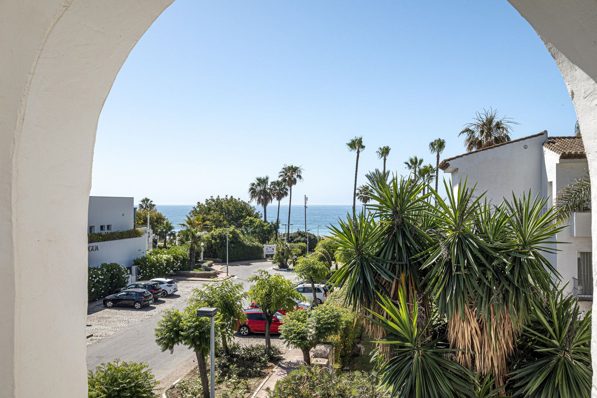 2 Bed Apartment for sale in Costalita Costa Del Sol, Málaga, Spain