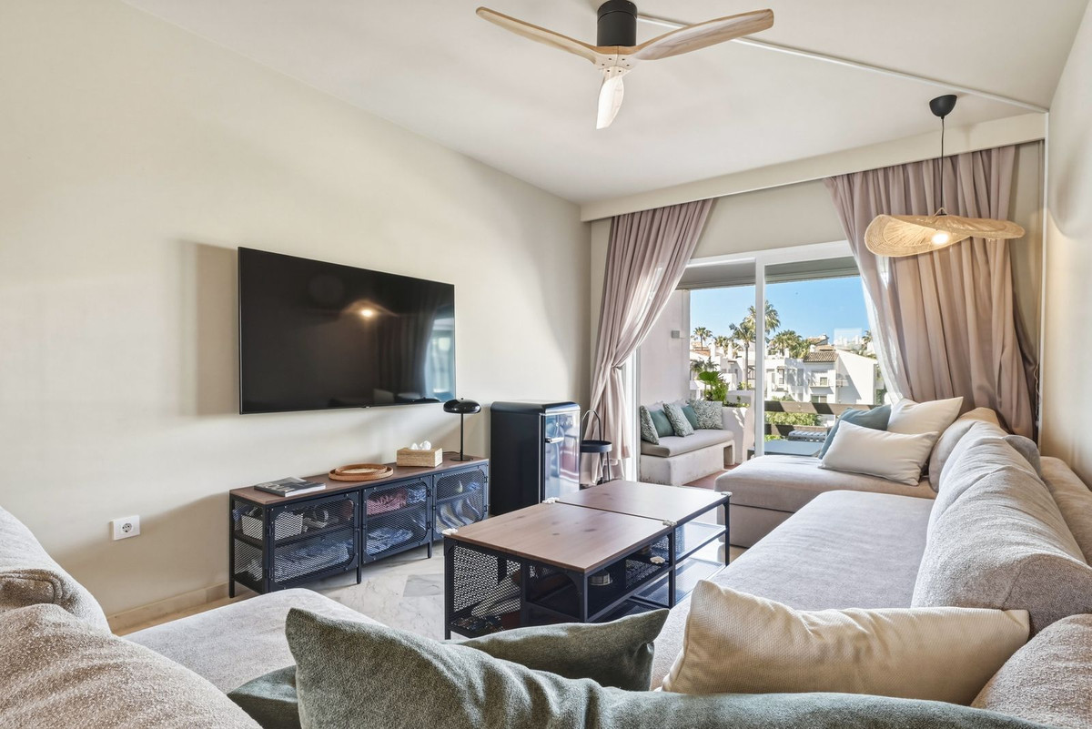 2 Bed Apartment for sale in Costalita Costa Del Sol, Málaga, Spain