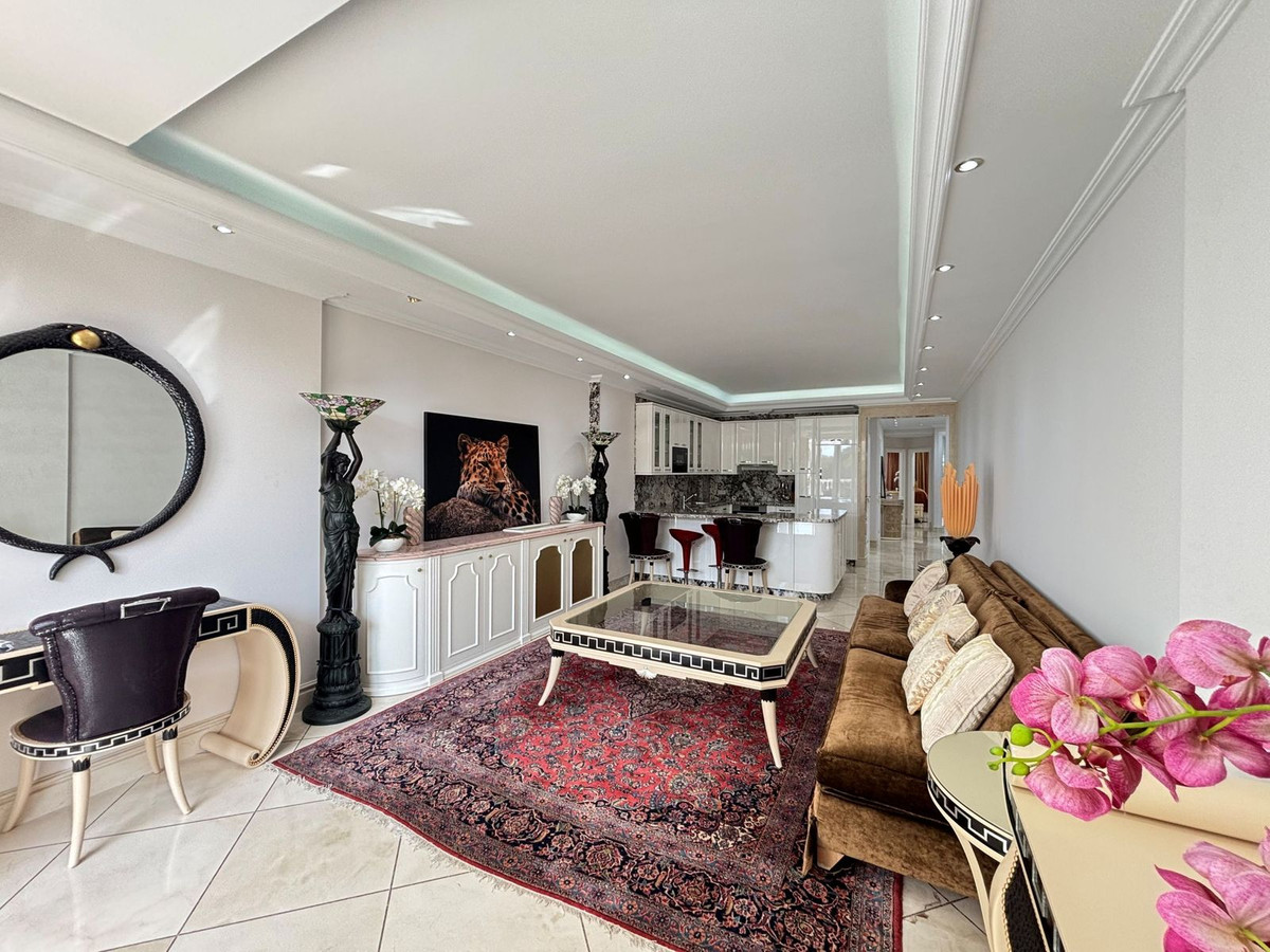 3 Bed Apartment for sale in Puerto Banús Costa Del Sol, Málaga, Spain