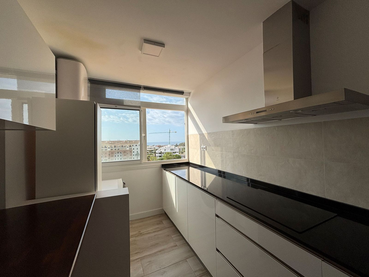 Se vende Apartamento Planta Media de 3 dormitorios en Costa Del Sol, Málaga, España