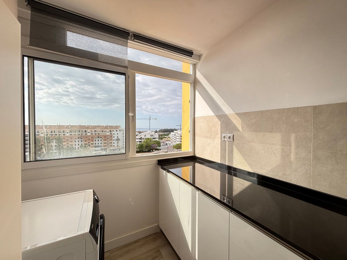 Se vende Apartamento Planta Media de 3 dormitorios en Costa Del Sol, Málaga, España