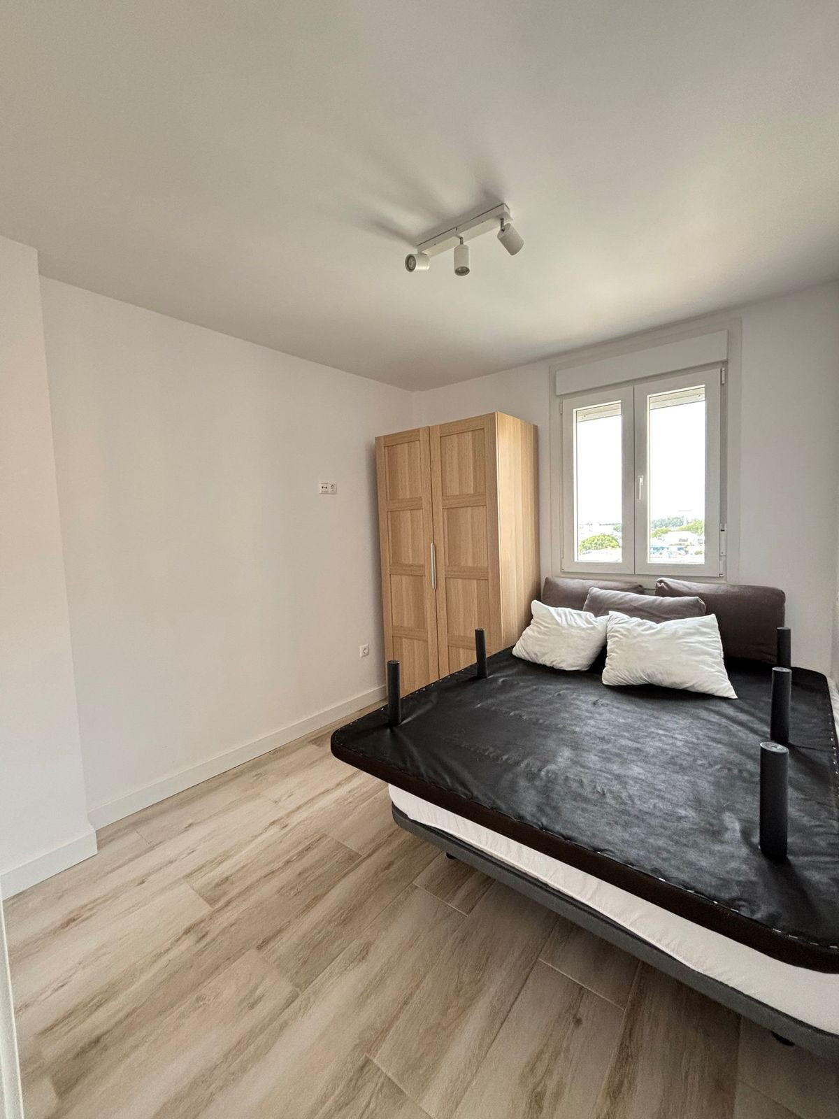 Se vende Apartamento Planta Media de 3 dormitorios en Costa Del Sol, Málaga, España