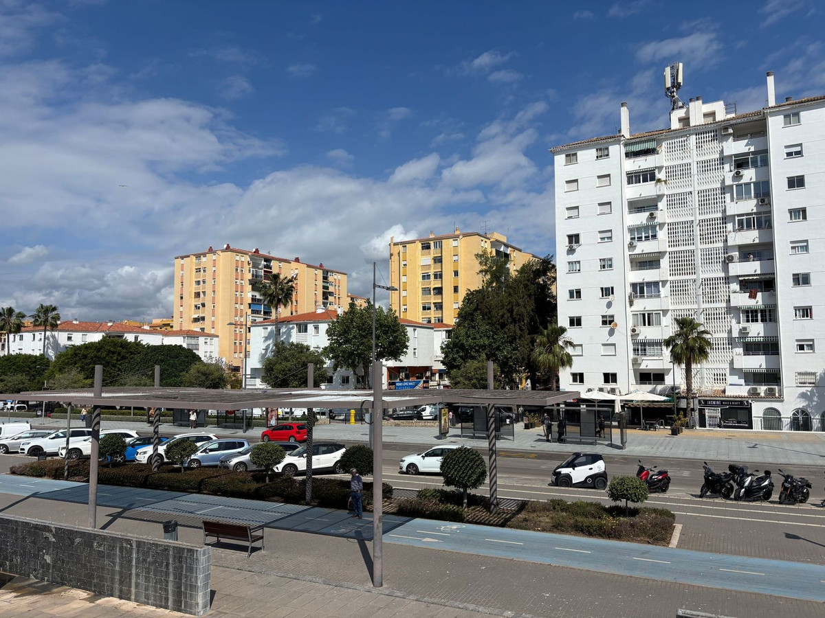 Se vende Apartamento Planta Media de 3 dormitorios en Costa Del Sol, Málaga, España