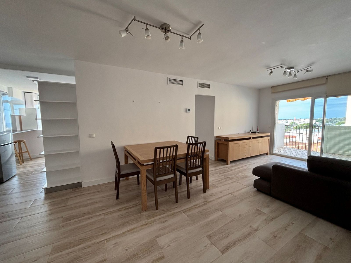 Se vende Apartamento Planta Media de 3 dormitorios en Costa Del Sol, Málaga, España