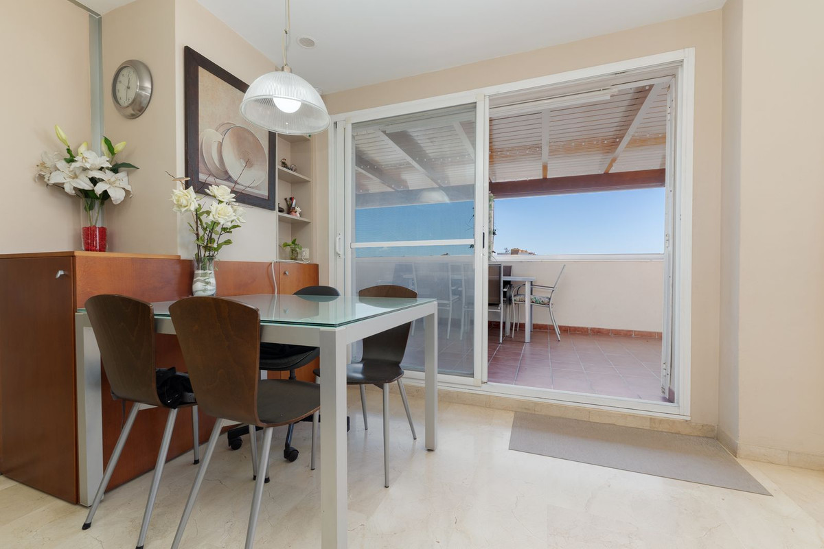 3 Bed Apartment for sale in Estepona Costa Del Sol, Málaga, Spain