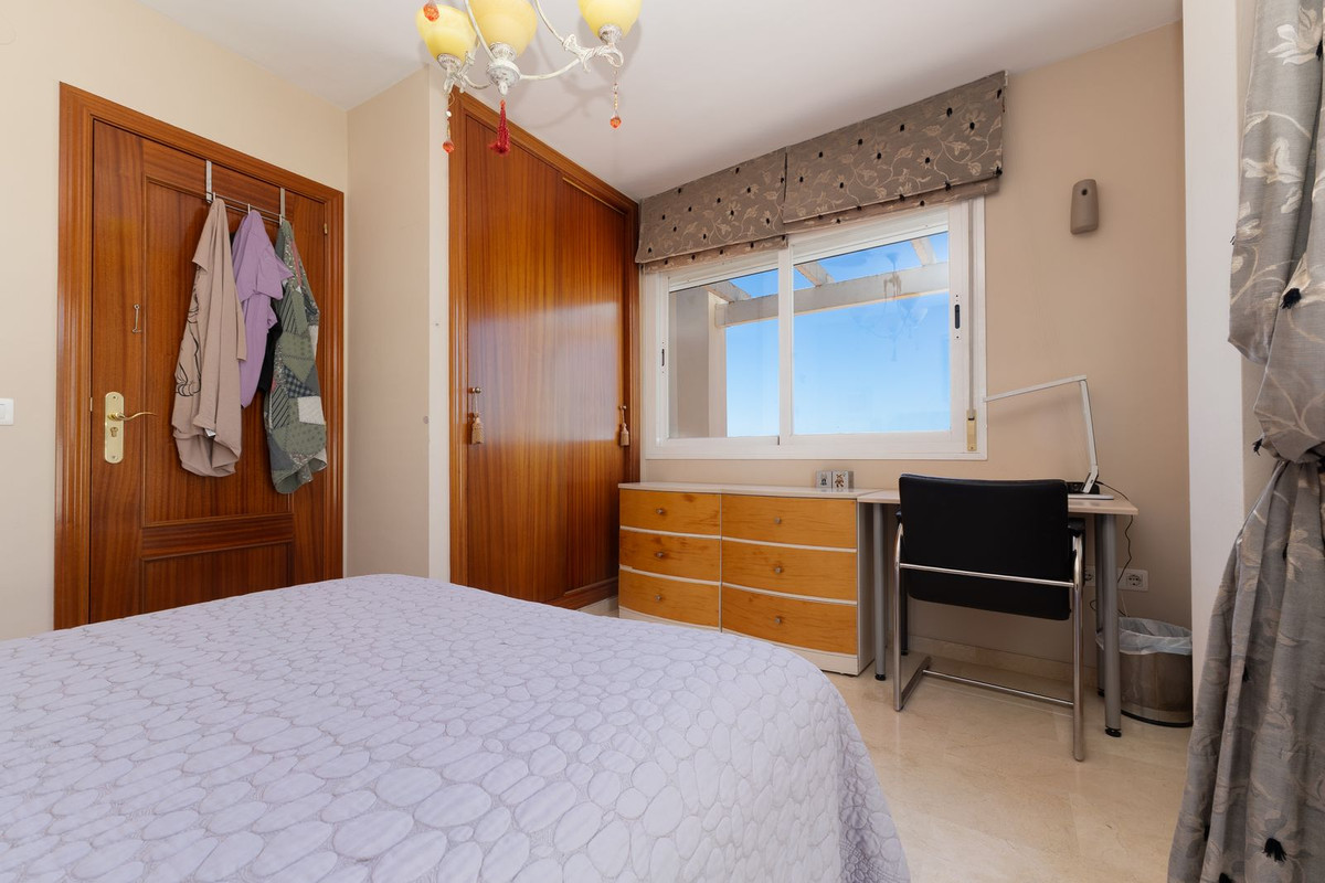 3 Bed Apartment for sale in Estepona Costa Del Sol, Málaga, Spain