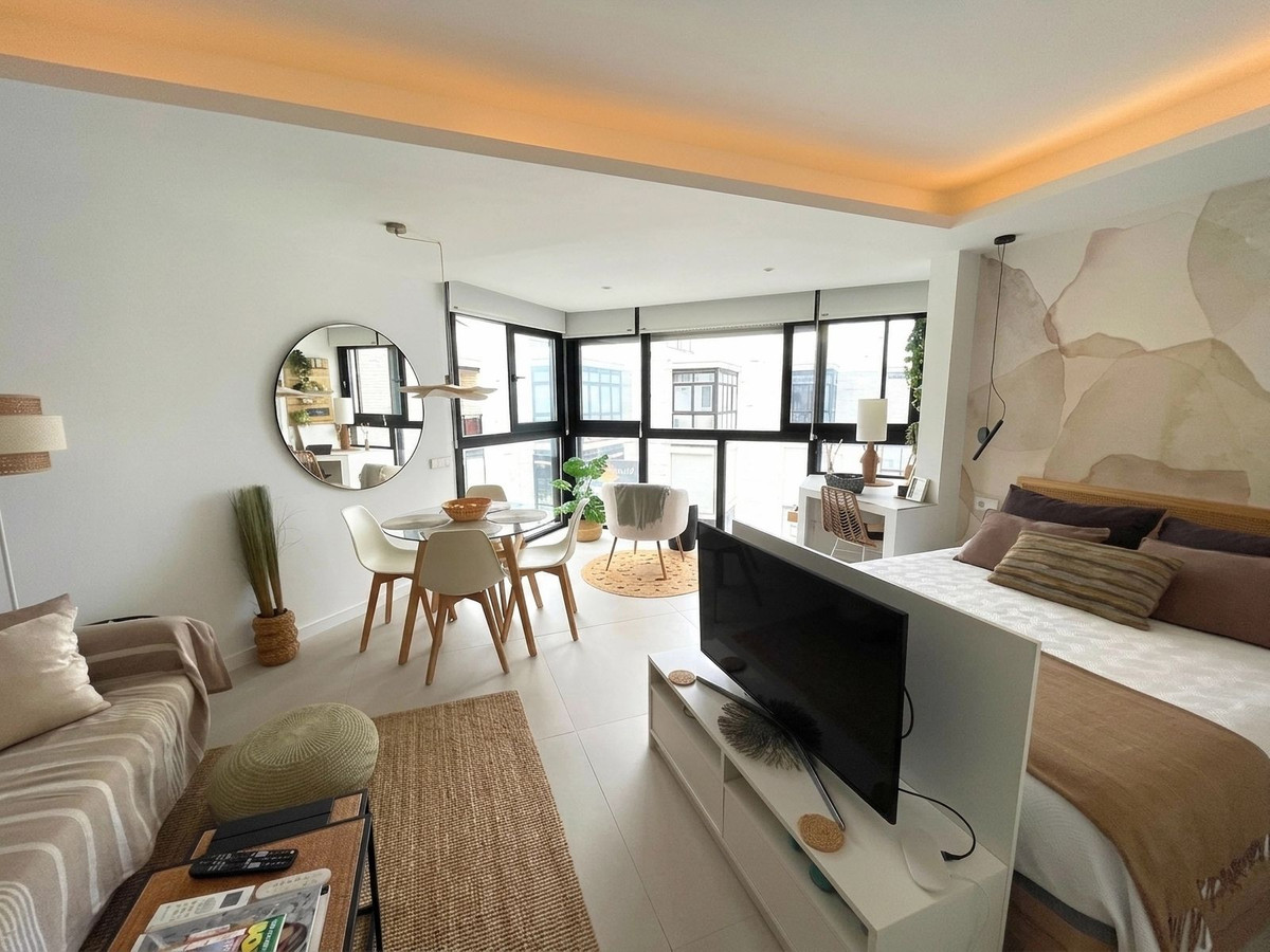 Se vende Estudio Planta Superior  en Costa Del Sol, Málaga, España