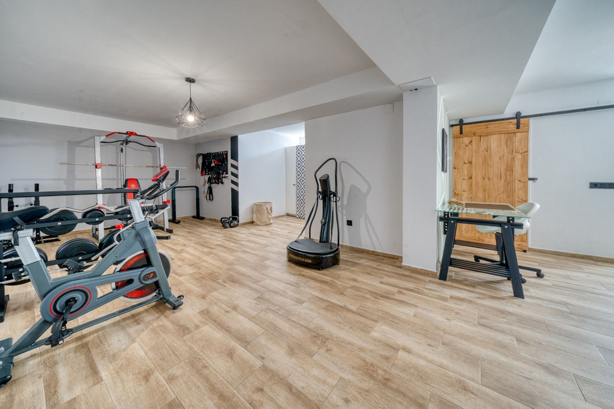 7 Bed Townhouse for sale in Mijas Costa Del Sol, Málaga, Spain