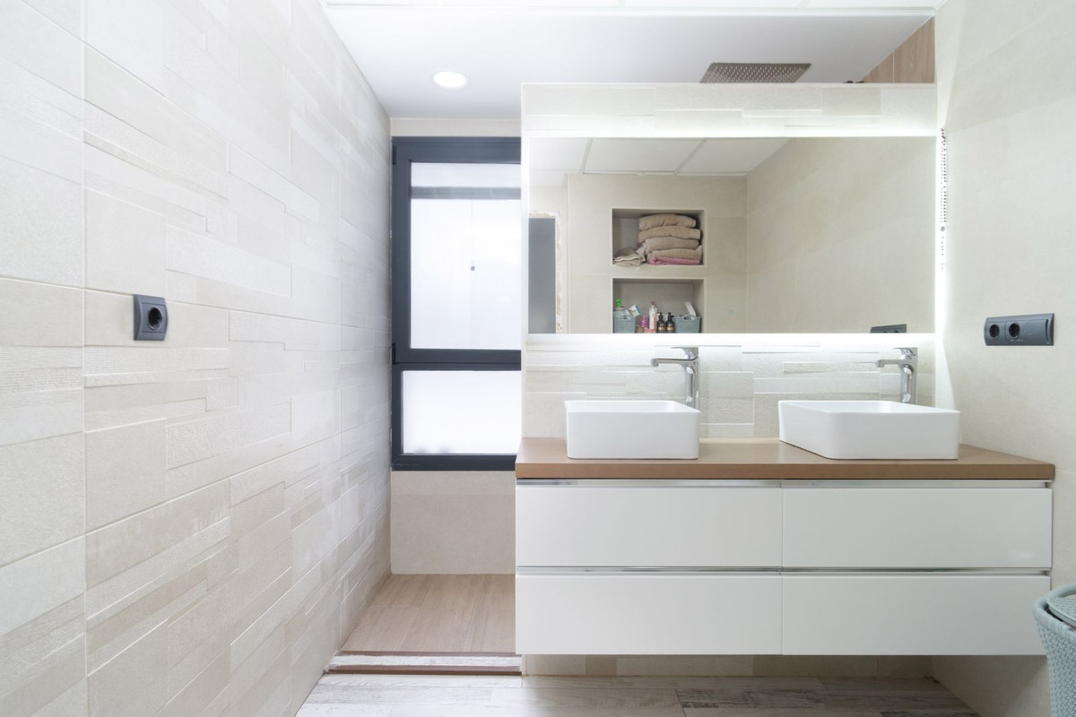 3 Bed Townhouse for sale in Málaga Costa Del Sol, Málaga, Spain