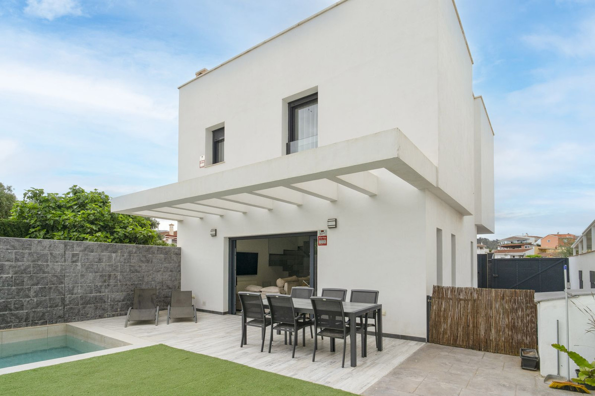 3 Bed Townhouse for sale in Málaga Costa Del Sol, Málaga, Spain