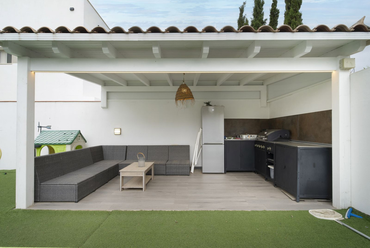 3 Bed Townhouse for sale in Málaga Costa Del Sol, Málaga, Spain