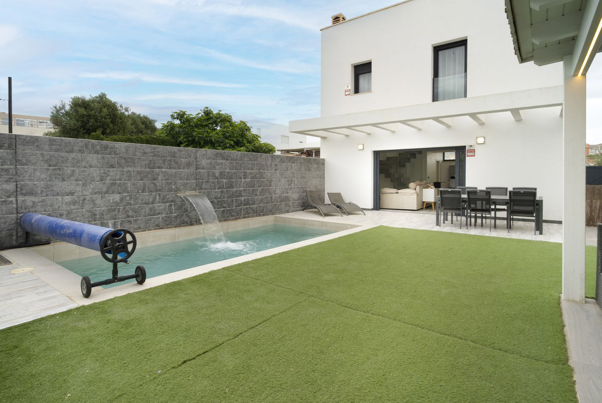3 Bed Townhouse for sale in Málaga Costa Del Sol, Málaga, Spain