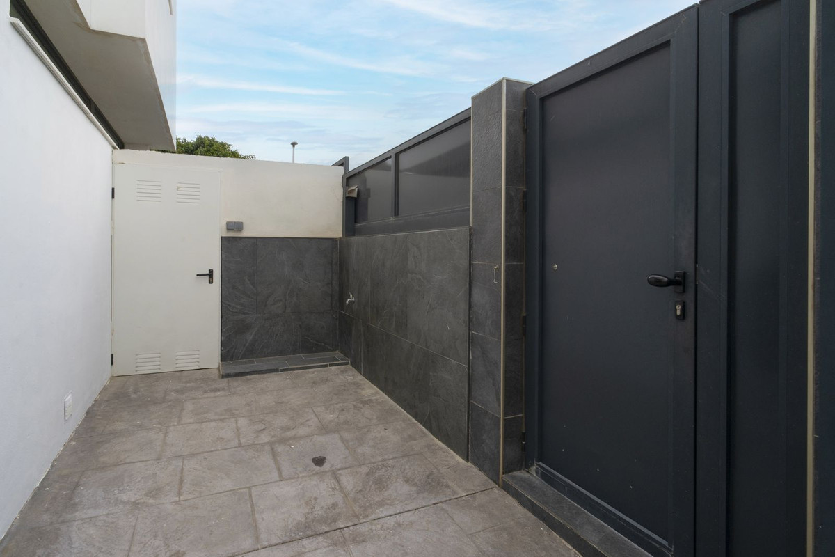3 Bed Townhouse for sale in Málaga Costa Del Sol, Málaga, Spain