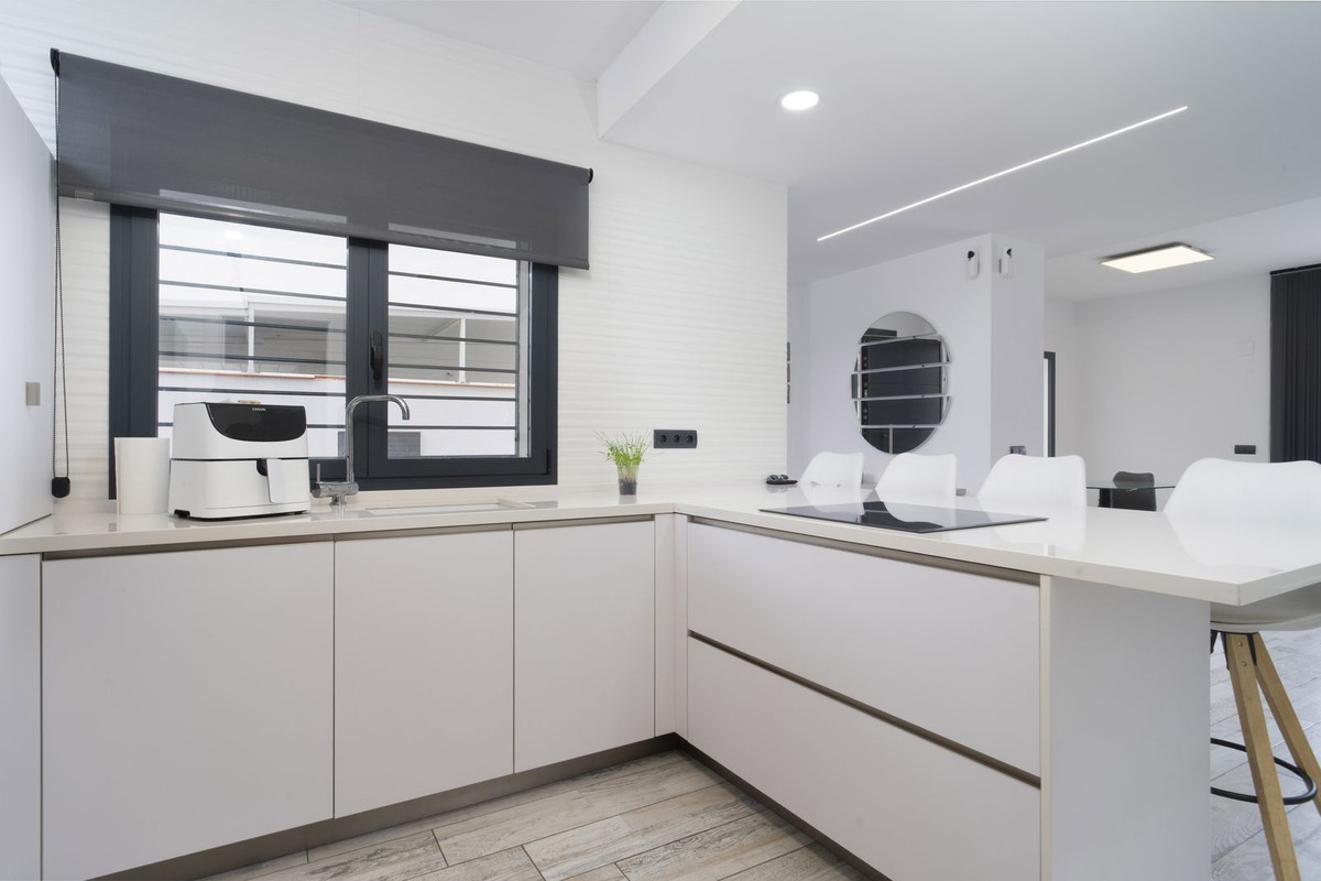 3 Bed Townhouse for sale in Málaga Costa Del Sol, Málaga, Spain