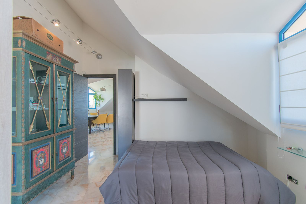 5 Bed Apartment for sale in Torrequebrada Costa Del Sol, Málaga, Spain