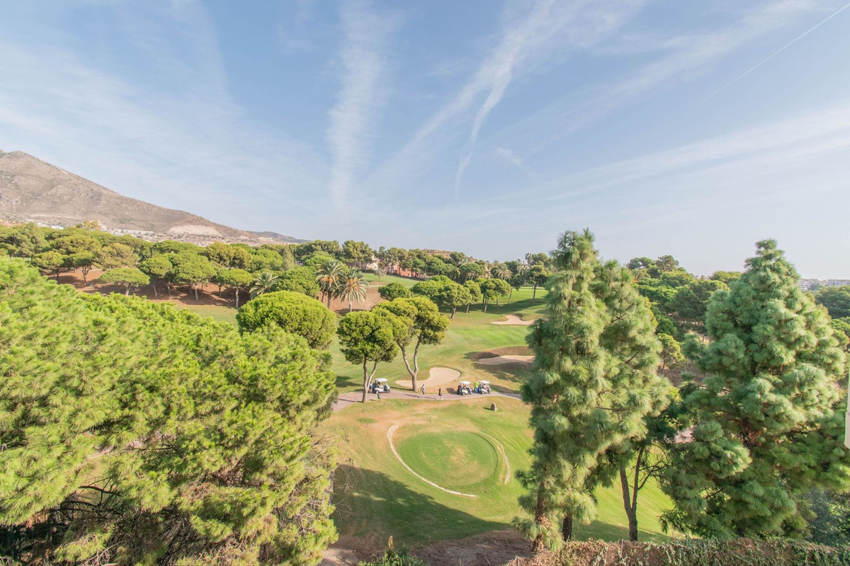 5 Bed Apartment for sale in Torrequebrada Costa Del Sol, Málaga, Spain
