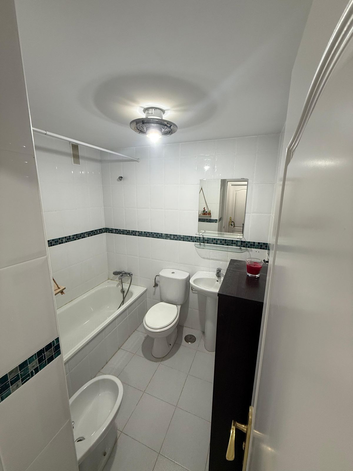 Se vende Apartamento Planta Baja de 3 dormitorios en Costa Del Sol, Málaga, España