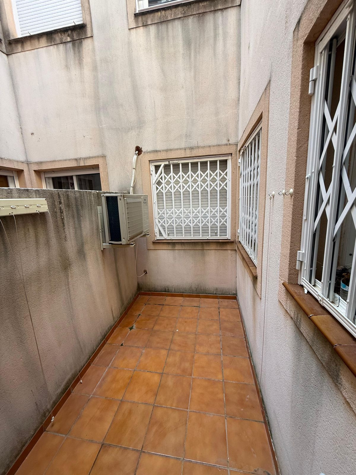 Se vende Apartamento Planta Baja de 3 dormitorios en Costa Del Sol, Málaga, España